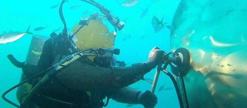 Underwater Ship Hull Cleaning in Chennai